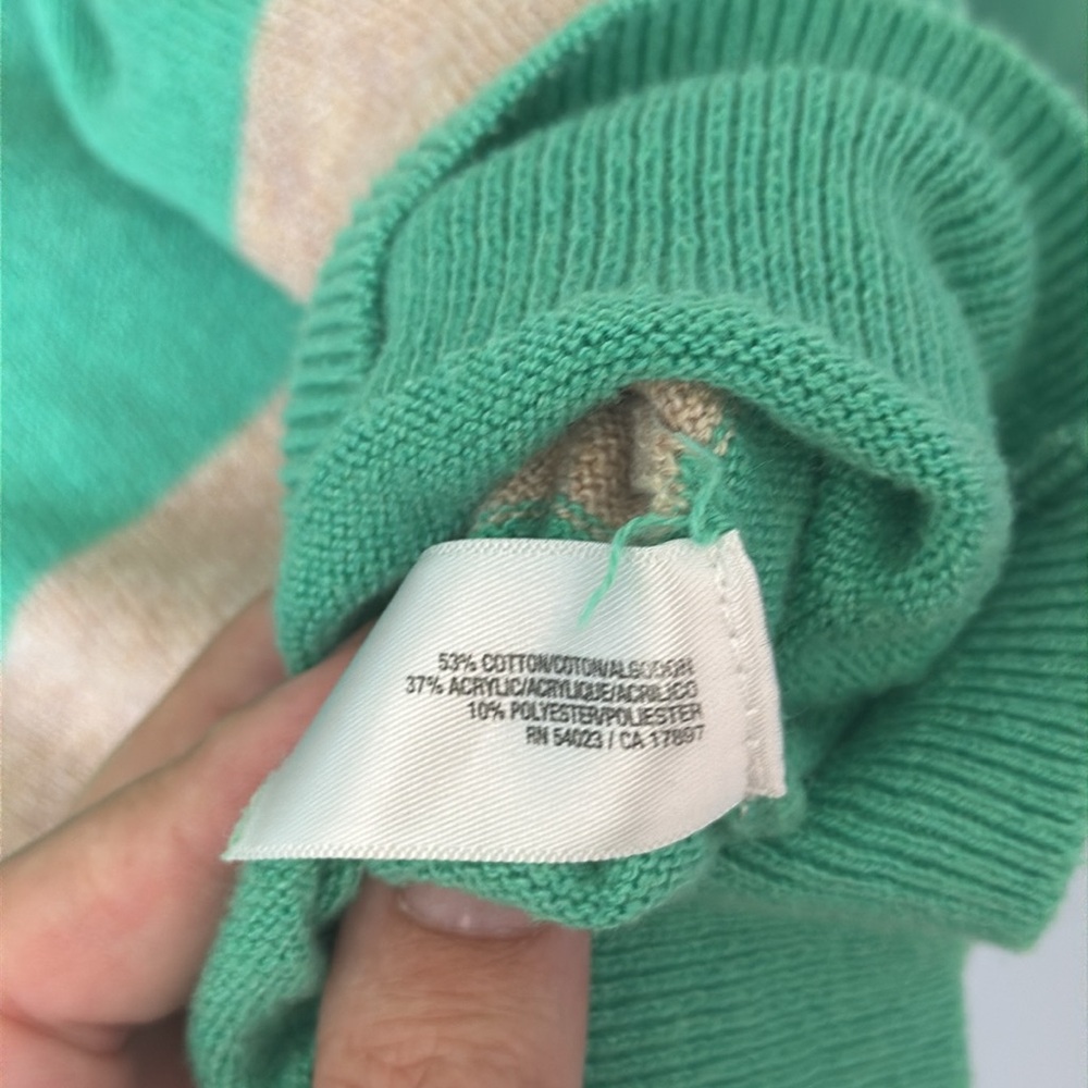 π 3/$20 Old Navy Green and Tan Striped Lightweight Sweater Size Small - Picture 5 of 5